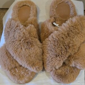 Faux Fur Crisscross Slide Slippers - Tan